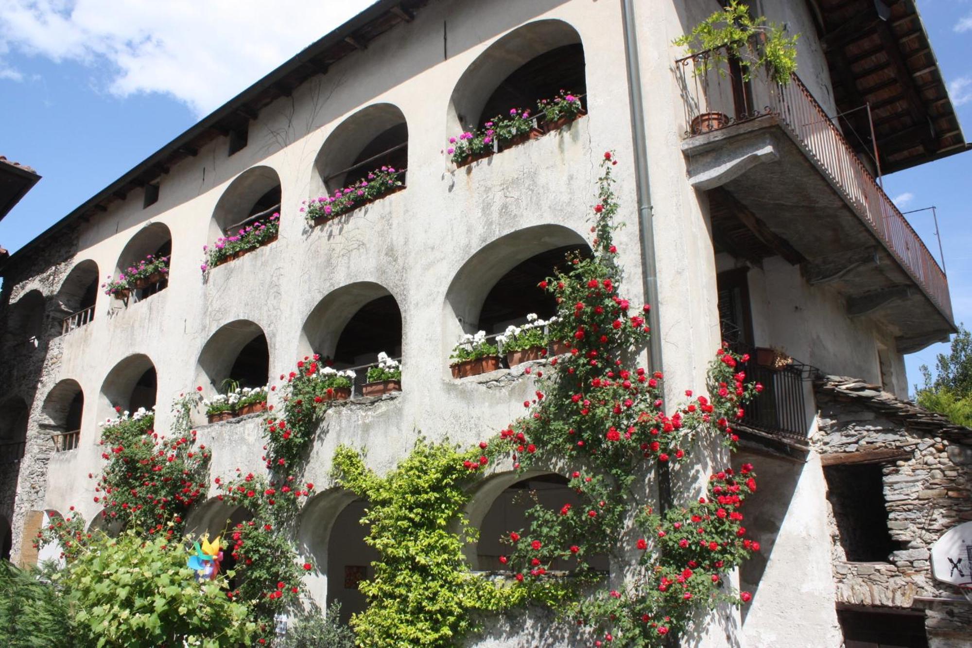 Affittacamere Casa Archi ロゾネ エクステリア 写真